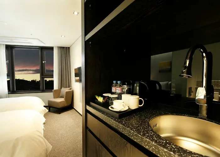 Ramada Encore By Wyndham Magok 3* 首爾
